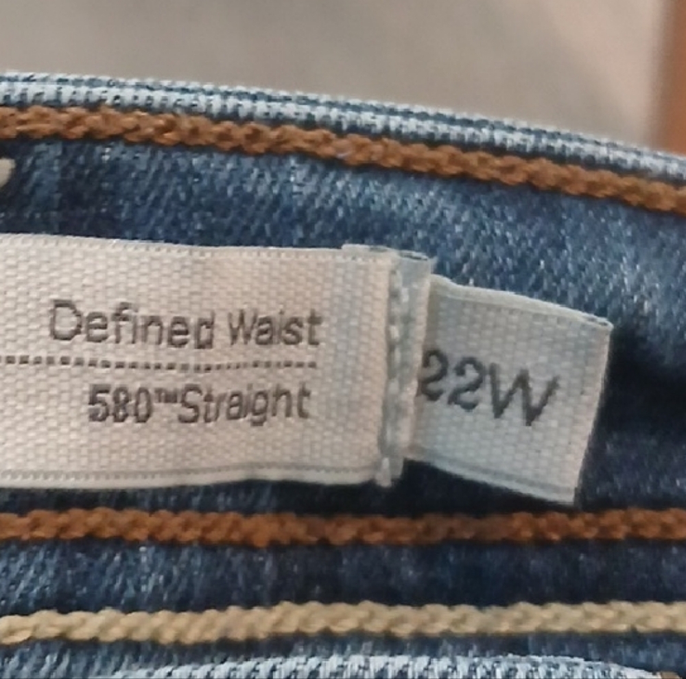 Levi's Defined Waist 580 Straight Leg Denim Blue Jeans Size 22W - Picture 2 of 9